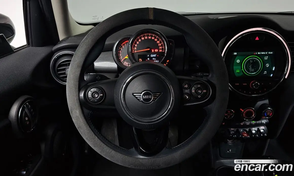 Mini Cooper 2020 1.5 автомат (гидро), фото 19