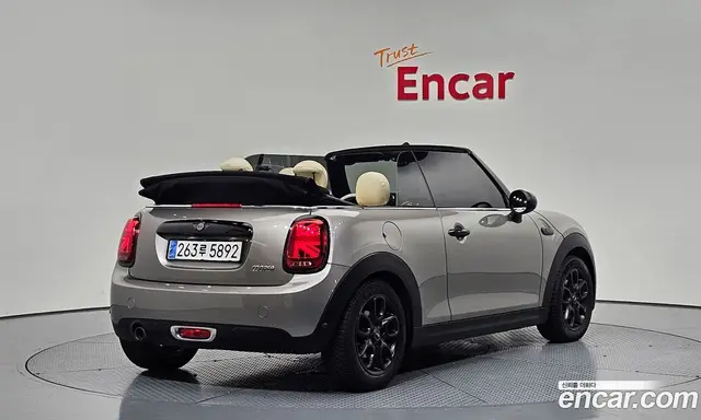 Mini Cooper Convertible 2017 1.5 автомат (гидро), миниатюра 2