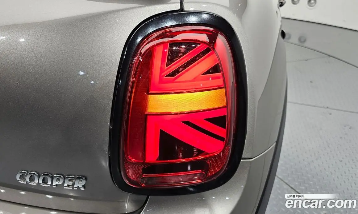 Mini Cooper Convertible 2017 1.5 автомат (гидро), фото 9
