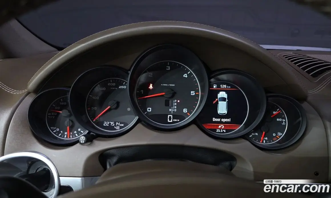 Porsche Cayenne 2012 3.0 автомат (гидро), фото 8