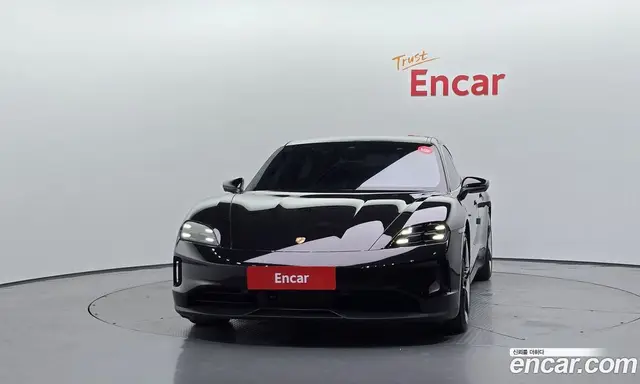 Porsche Taycan 2024 0.1 автомат (гидро), миниатюра 3