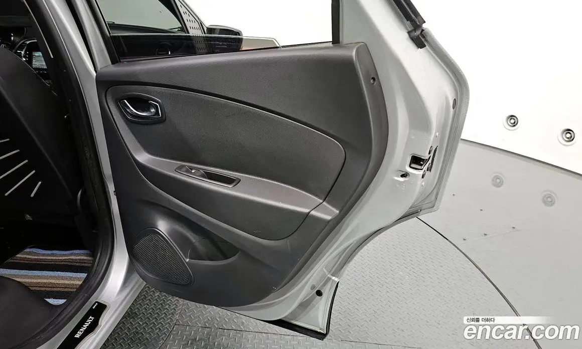 Renault (Samsung) QM3 2015 1.5 автомат (гидро), фото 14