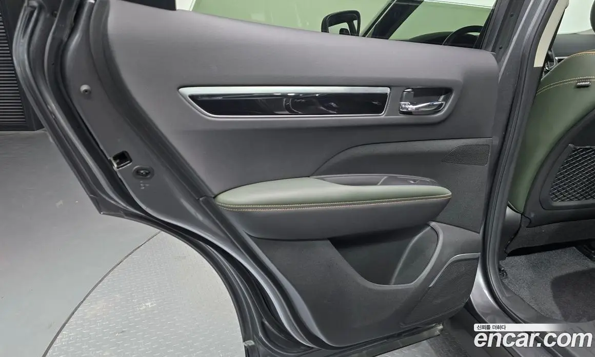 Renault (Samsung) QM6 2023 2.0 автомат (гидро), фото 12