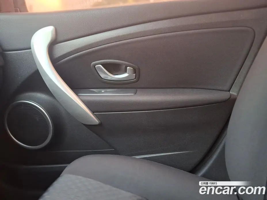 Renault (Samsung) SM3 2009 1.6 автомат (гидро), фото 10