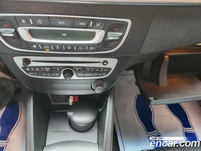 Renault (Samsung) SM3 2009 2.0 автомат (гидро), миниатюра 12