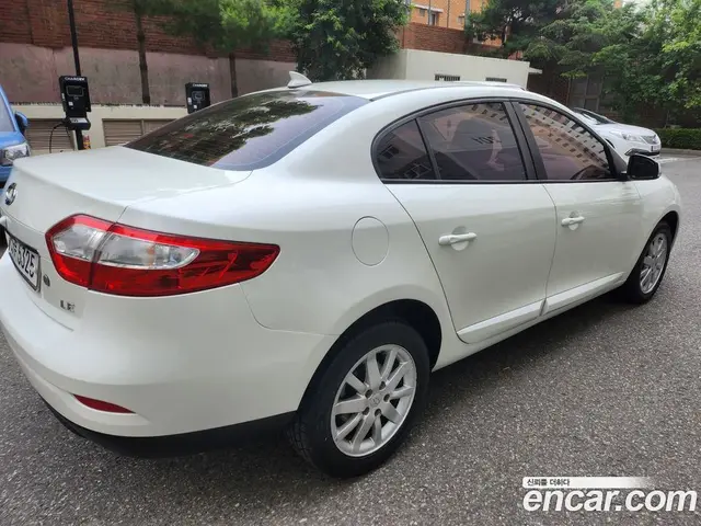 Renault (Samsung) SM3 2009 2.0 автомат (гидро), миниатюра 3