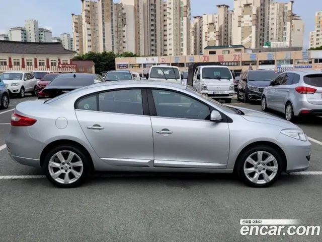 Renault (Samsung) SM3 2010 1.6 автомат (гидро), миниатюра 2