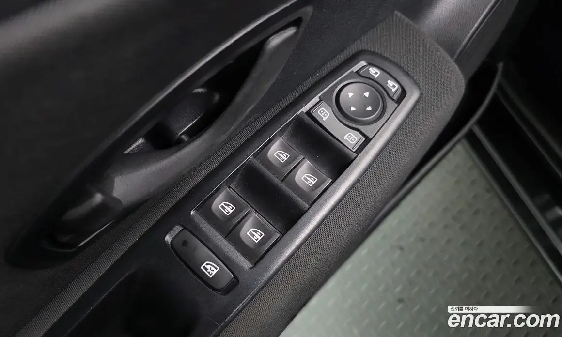 Renault (Samsung) SM3 2014 1.6 автомат (гидро), фото 14 Renault (Samsung) SM3 2014 1.6 автомат (гидро), фото 14