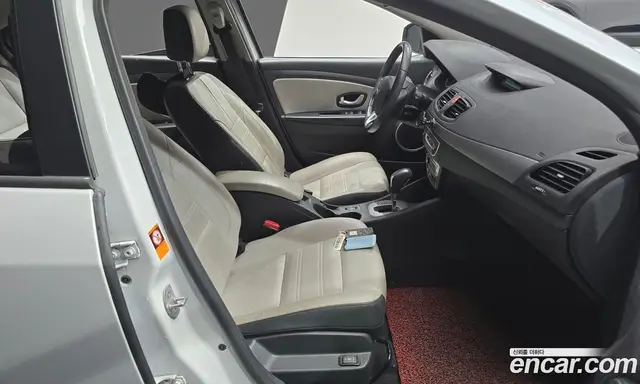 Renault (Samsung) SM3 2018 1.6 автомат (гидро), миниатюра 10