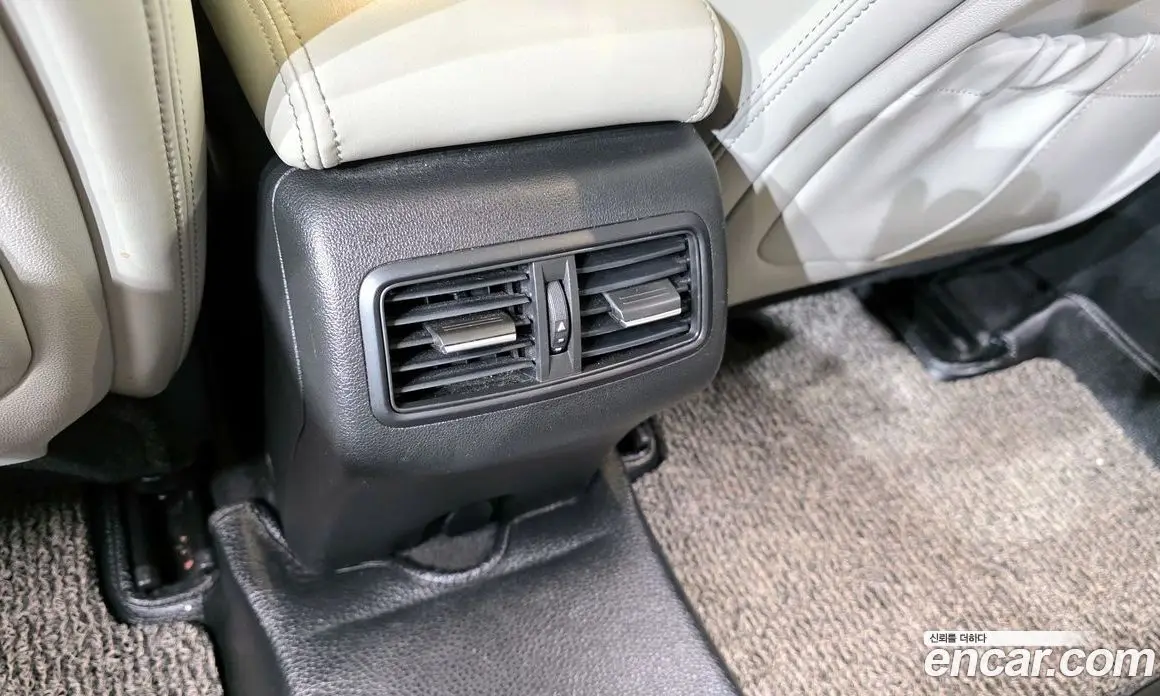 Renault (Samsung) SM6 2016 1.6 автомат (гидро), фото 30 Renault (Samsung) SM6 2016 1.6 автомат (гидро), фото 30