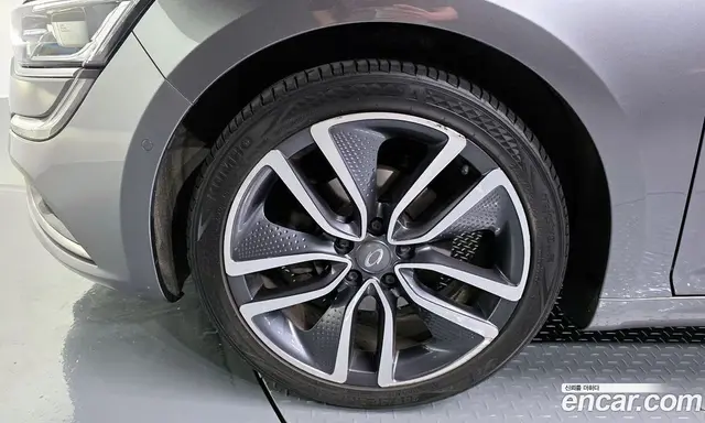 Renault (Samsung) SM6 2016 1.6 автомат (гидро), миниатюра 5 Renault (Samsung) SM6 2016 1.6 автомат (гидро), миниатюра 5