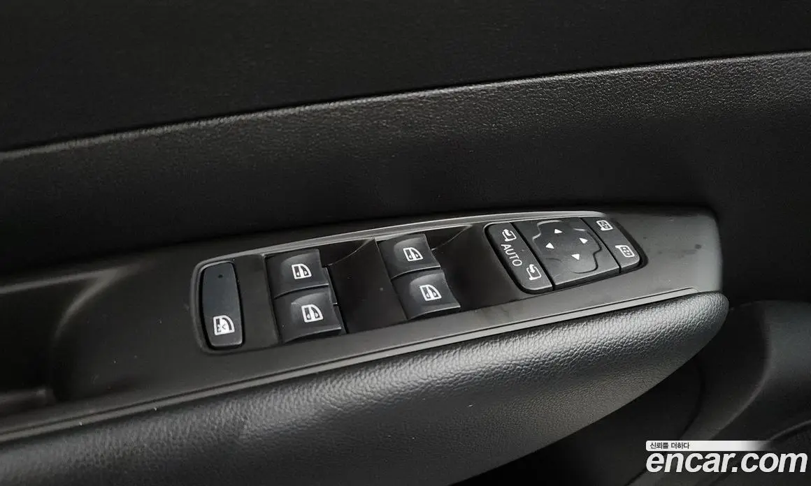 Renault (Samsung) SM6 2017 2.0 автомат (гидро), фото 29 Renault (Samsung) SM6 2017 2.0 автомат (гидро), фото 29
