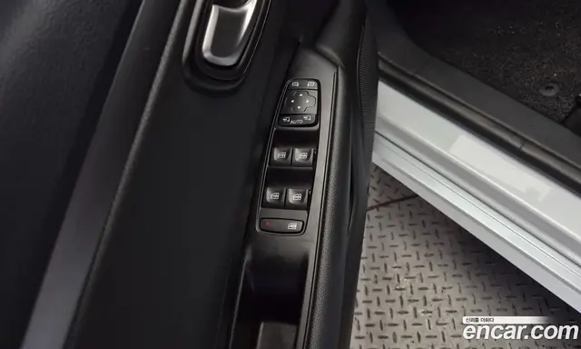 Renault (Samsung) SM6 2024 2.0 автомат (гидро), миниатюра 12