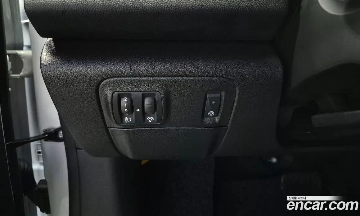 Renault (Samsung) SM6 2024 2.0 автомат (гидро), фото 13