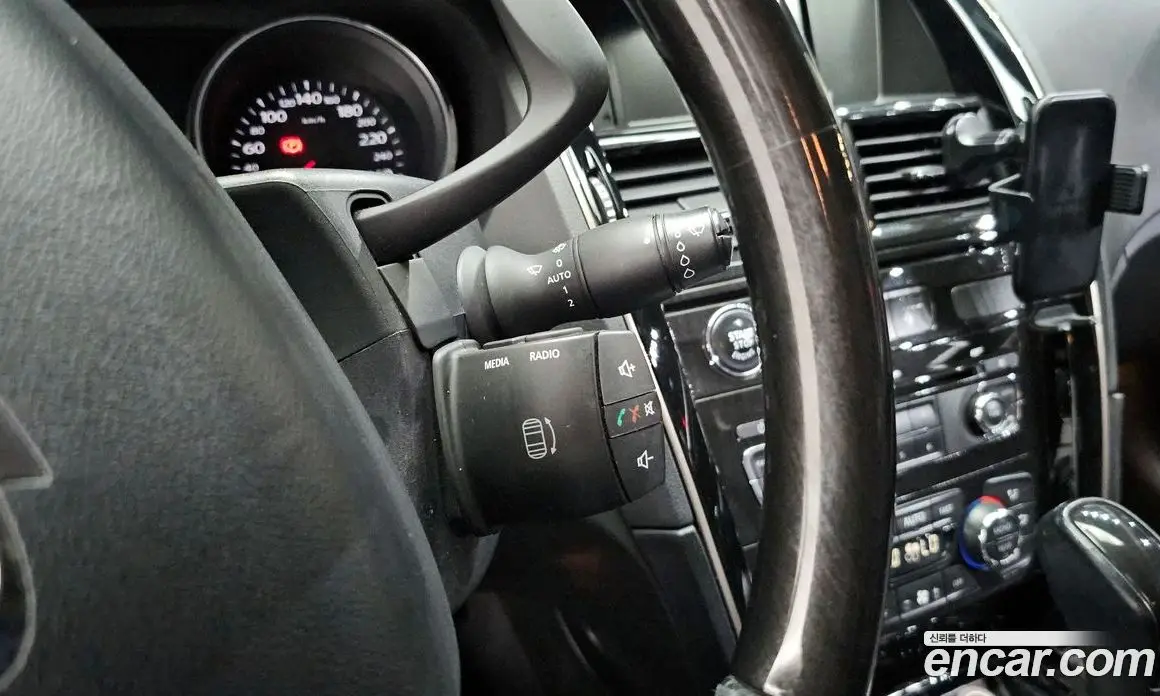 Renault (Samsung) SM7 2014 2.5 автомат (гидро), фото 28 Renault (Samsung) SM7 2014 2.5 автомат (гидро), фото 28