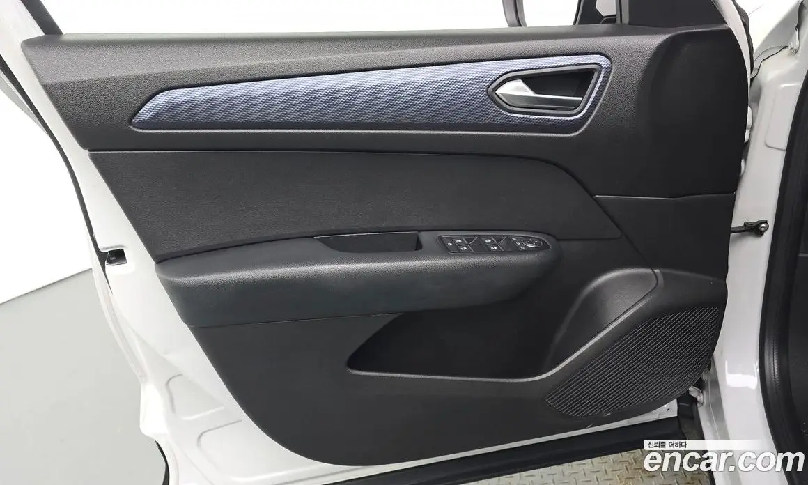 Renault (Samsung) XM3 2020 1.6 автомат (гидро), фото 14