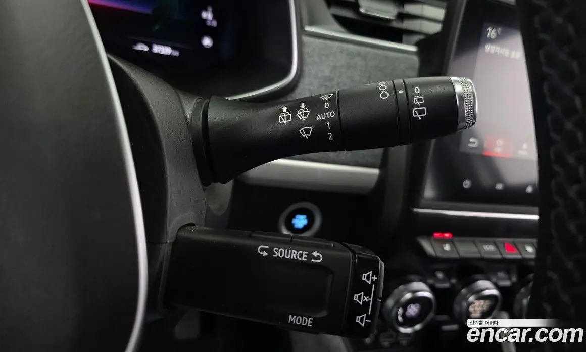 Renault (Samsung) Zoe 2021 0.2 автомат (гидро), фото 16