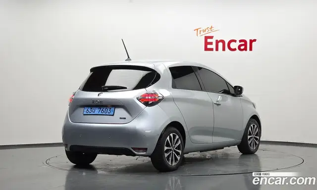 Renault (Samsung) Zoe 2021 0.2 автомат (гидро), миниатюра 2