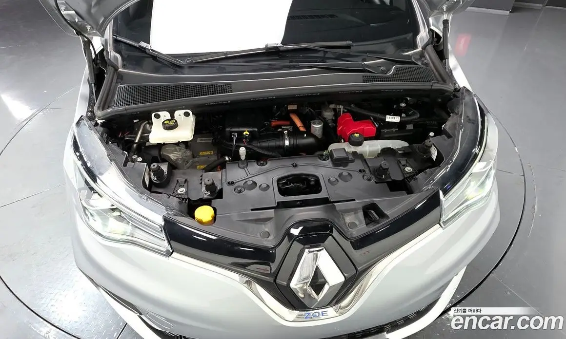 Renault (Samsung) Zoe 2021 0.2 автомат (гидро), фото 6