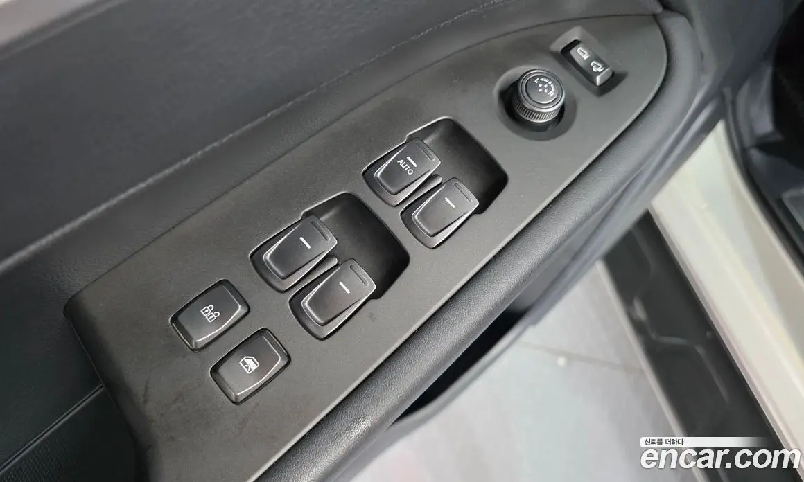 SsangYong Rexton 2018 2.2 автомат (гидро), фото 12