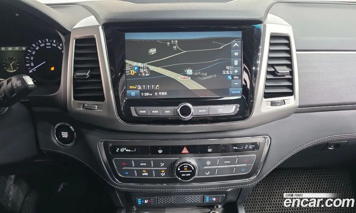 SsangYong Rexton 2018 2.2 автомат (гидро), фото 15