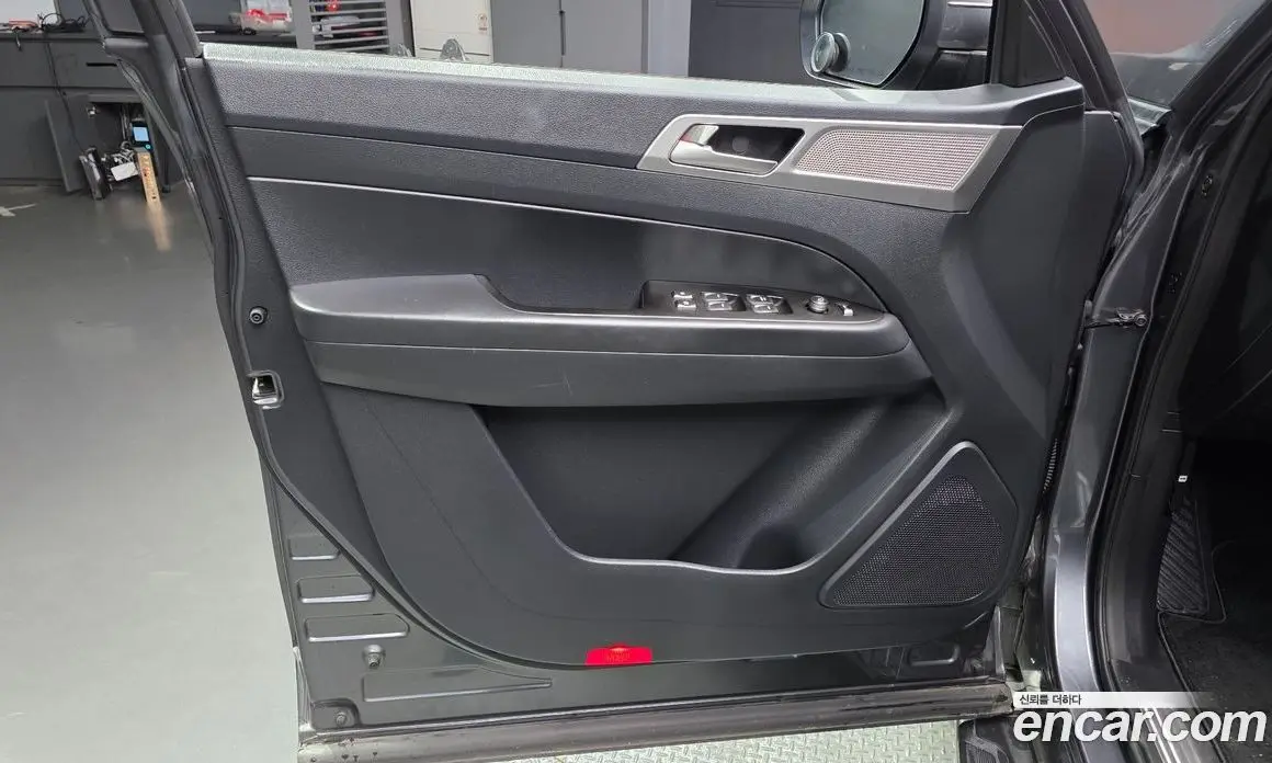SsangYong Rexton 2019 2.2 автомат (гидро), фото 13