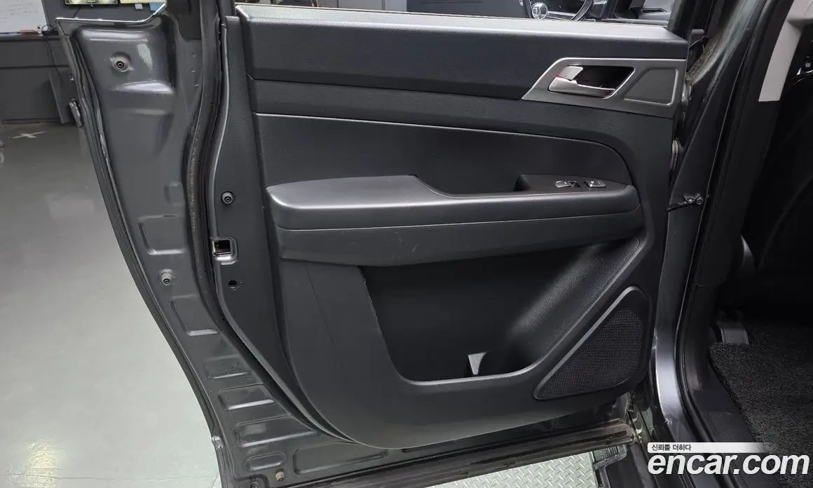 SsangYong Rexton 2019 2.2 автомат (гидро), фото 14