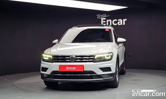Volkswagen Tiguan 2018 2.0 автомат (гидро), миниатюра 3