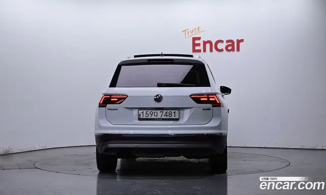 Volkswagen Tiguan 2020 2.0 автомат (гидро), миниатюра 4