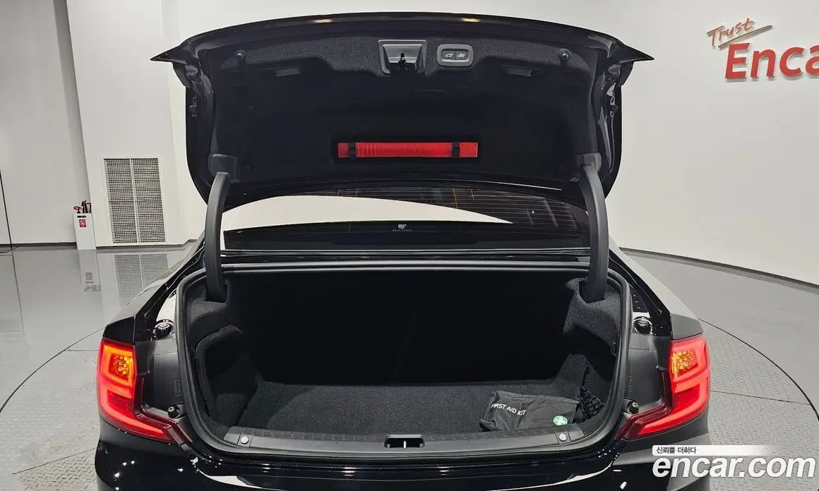 Volvo S90 2020 2.0 автомат (гидро), фото 35