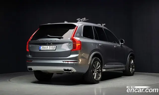 Volvo XC90 2018 2.0 автомат (гидро), миниатюра 2