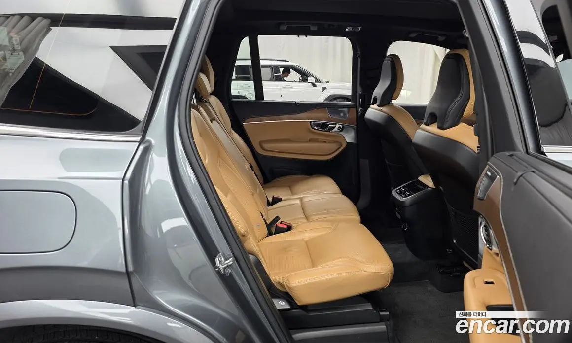 Volvo XC90 2018 2.0 автомат (гидро), фото 18