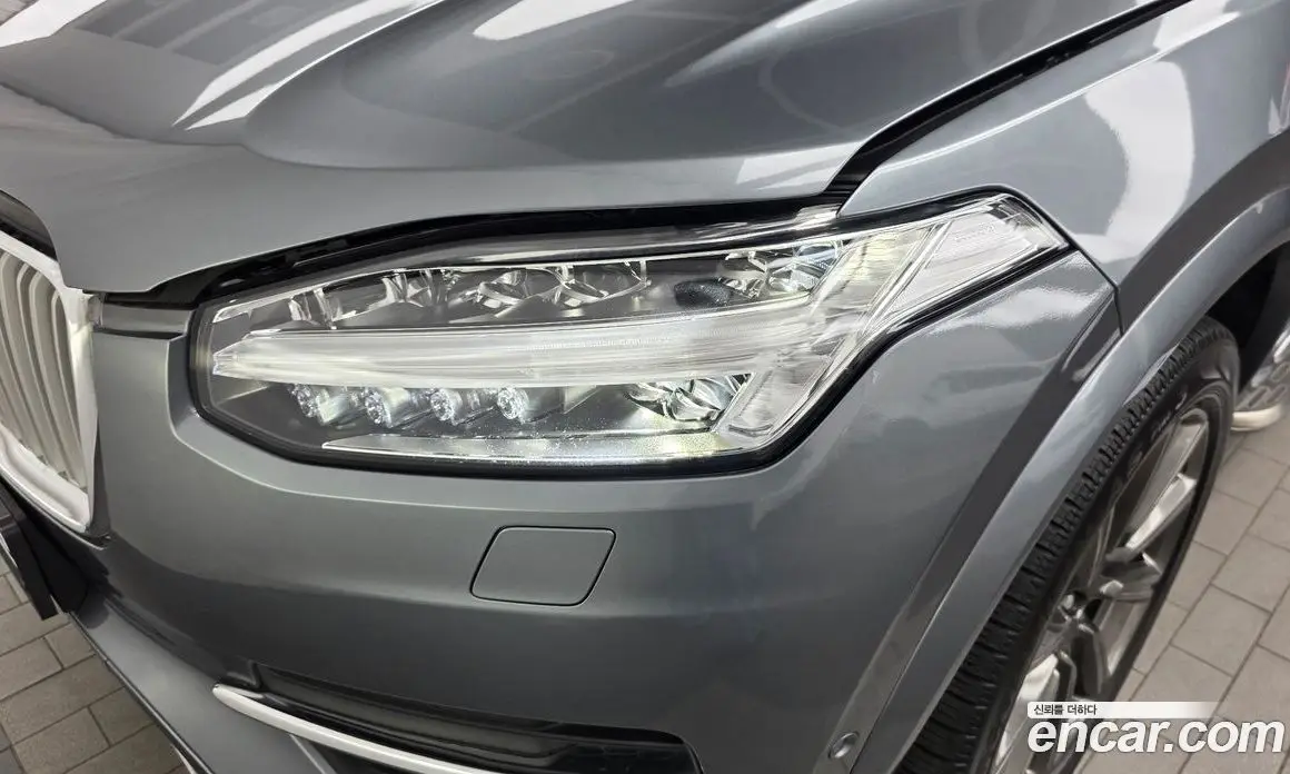 Volvo XC90 2018 2.0 автомат (гидро), фото 8