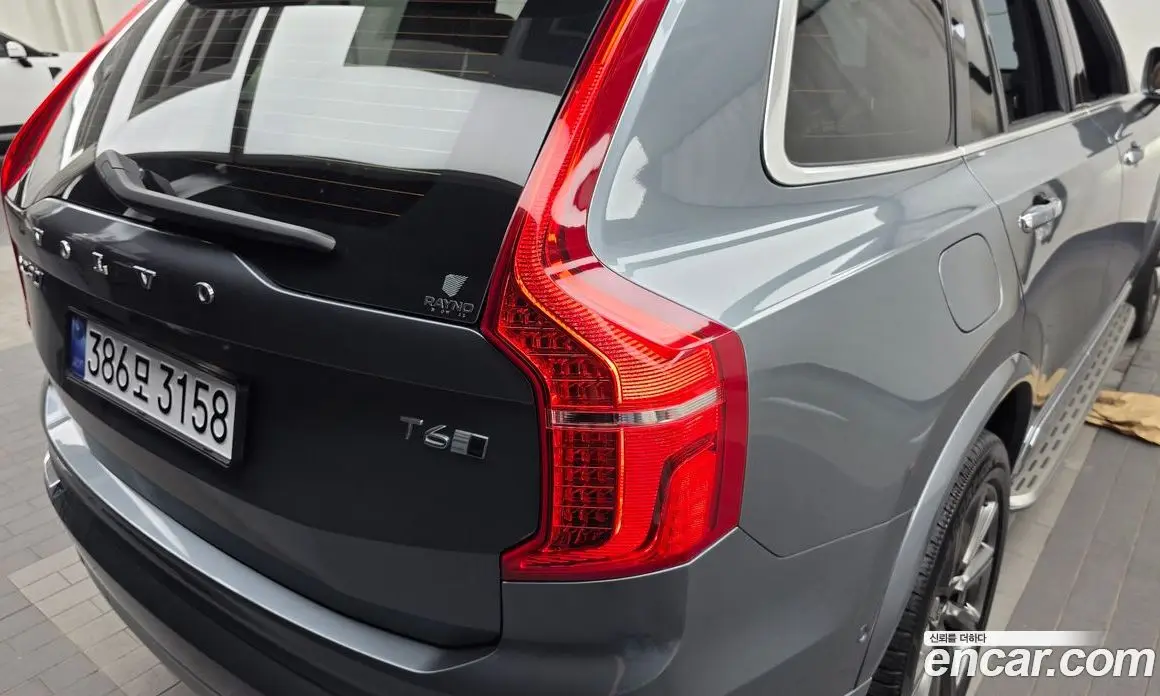 Volvo XC90 2018 2.0 автомат (гидро), фото 9