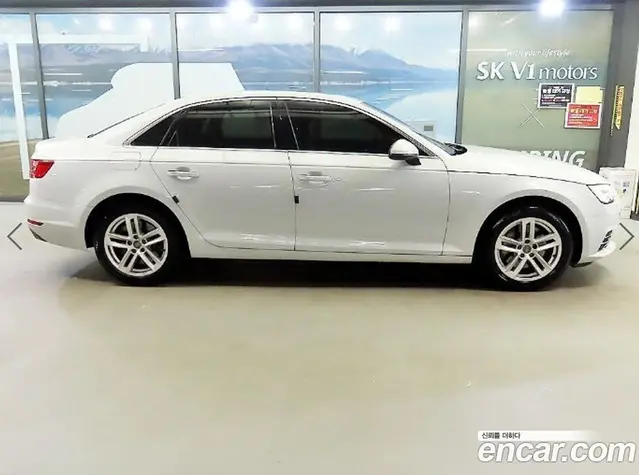 Audi A4 2016 2.0 автомат (гидро), миниатюра 2