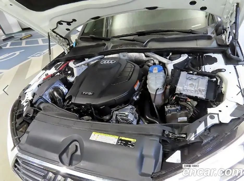 Audi A4 2016 2.0 автомат (гидро), фото 16