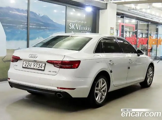 Audi A4 2016 2.0 автомат (гидро), миниатюра 3