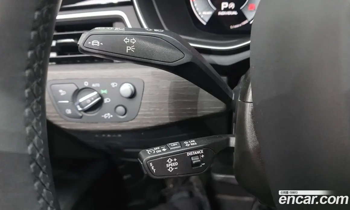 Audi A4 2023 2.0 автомат (гидро), фото 26