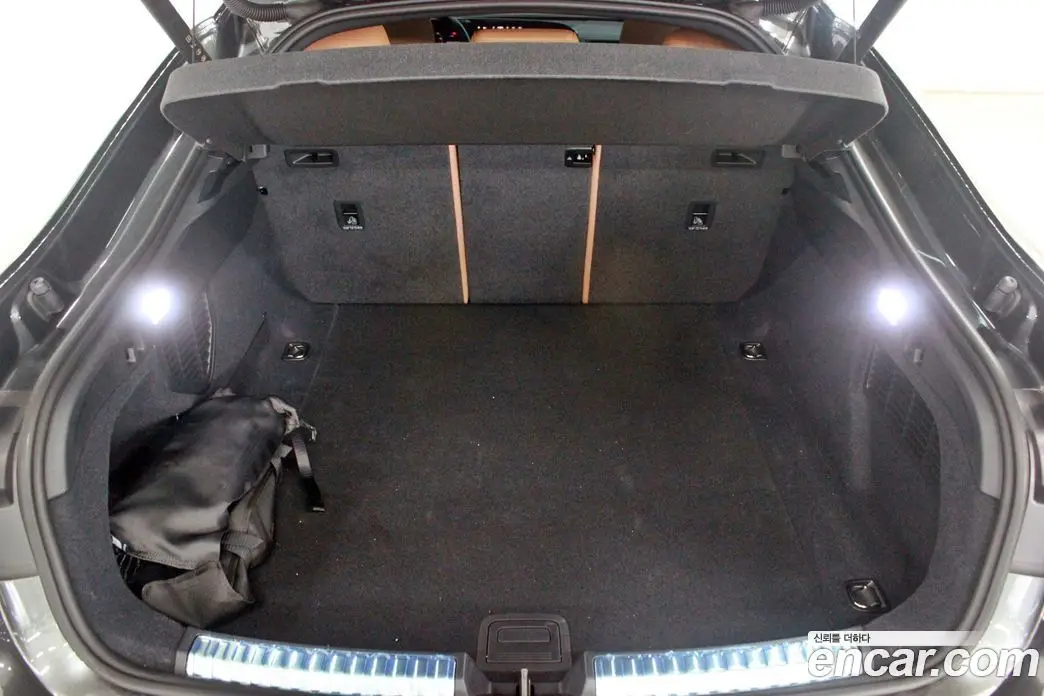 Audi A5 2025 2.0 автомат (гидро), фото 17