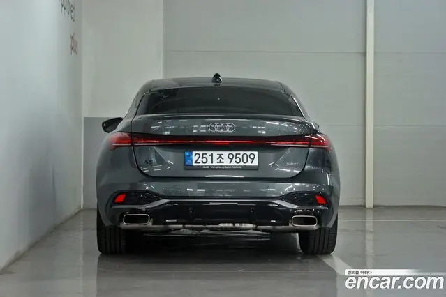 Audi A5 2025 2.0 автомат (гидро), миниатюра 4