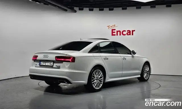 Audi A6 2018 2.0 автомат (гидро), миниатюра 2
