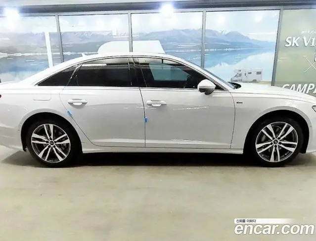 Audi A6 2023 2.0 автомат (гидро), миниатюра 3