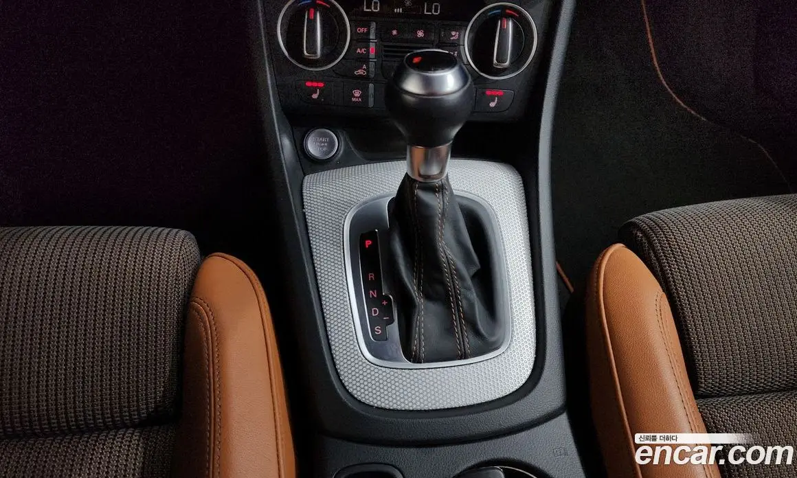 Audi Q3 2016 2.0 автомат (гидро), фото 9