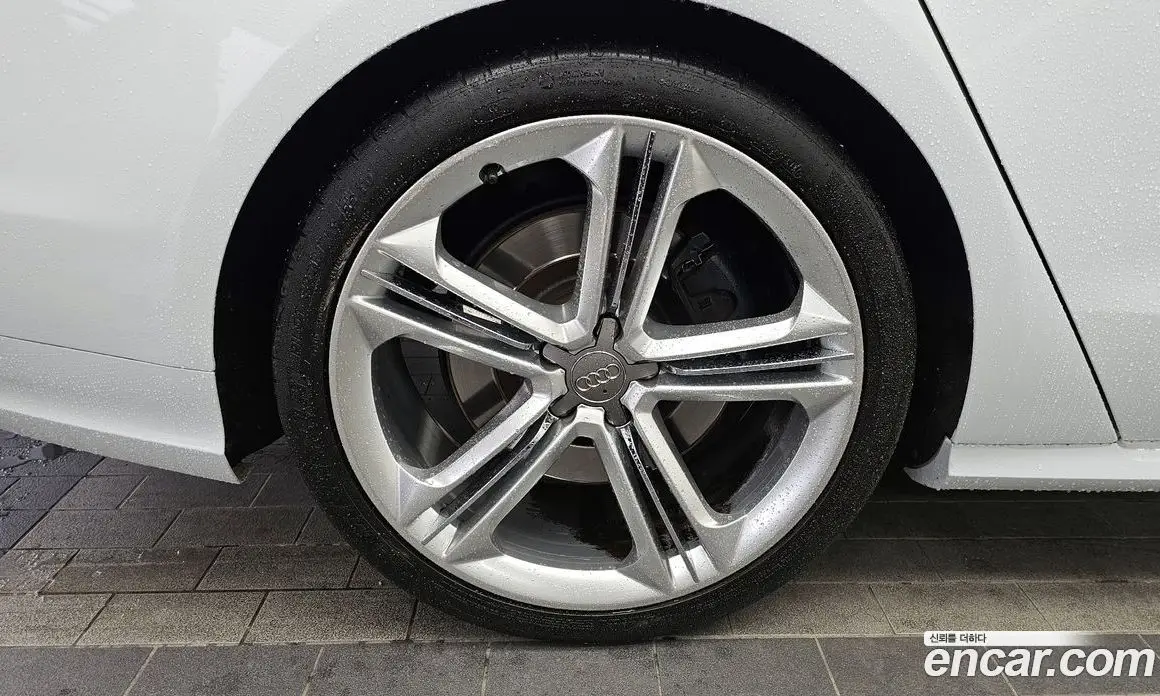 Audi S8 2015 4.0 автомат (гидро), фото 5