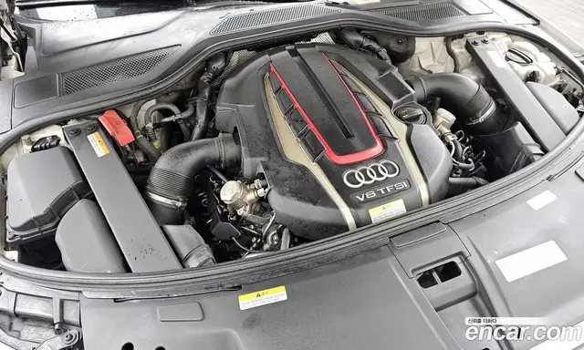 Audi S8 2015 4.0 автомат (гидро), миниатюра 6