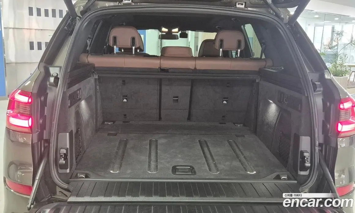 BMW X5 2023 3.0 автомат (гидро), фото 16