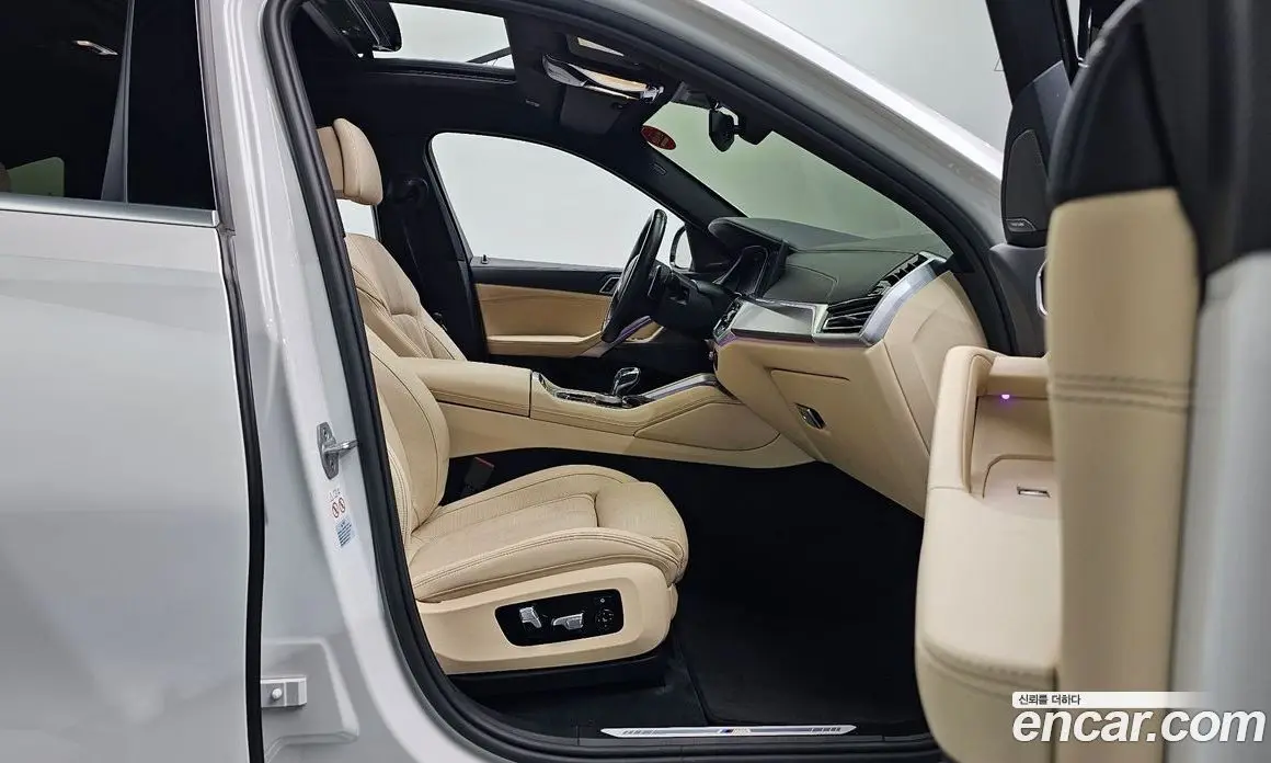BMW X6 2021 3.0 автомат (гидро), фото 16