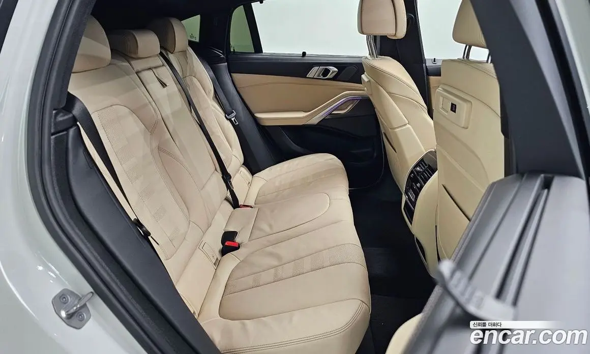 BMW X6 2021 3.0 автомат (гидро), фото 17
