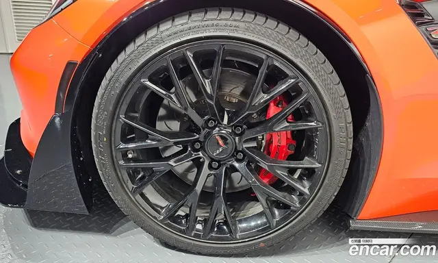 Chevrolet Corvette 2015 6.2 механика, миниатюра 5