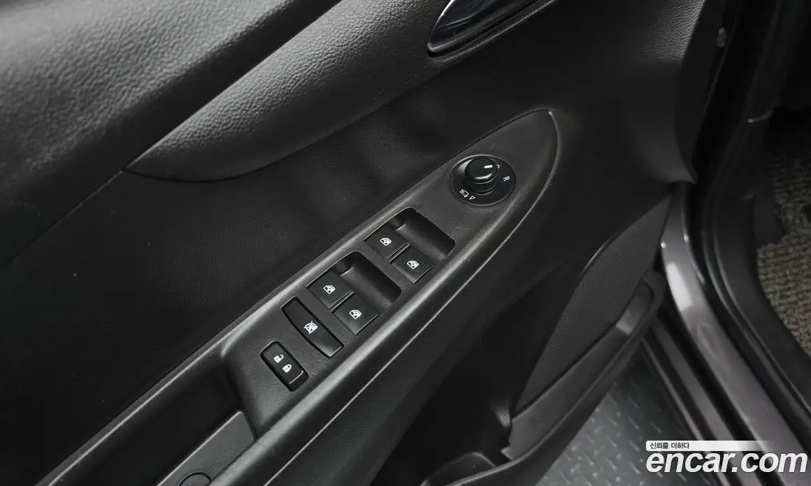 Chevrolet Spark 2016 1.0 автомат (гидро), фото 15